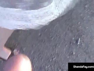 Kanadčanke puma shanda fay dobi a obremenitev na ji rit v avto! umazano film vids