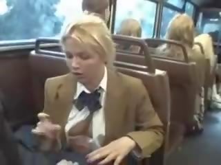 Blondinke funkcija sesati azijke chaps kurac na na atobus